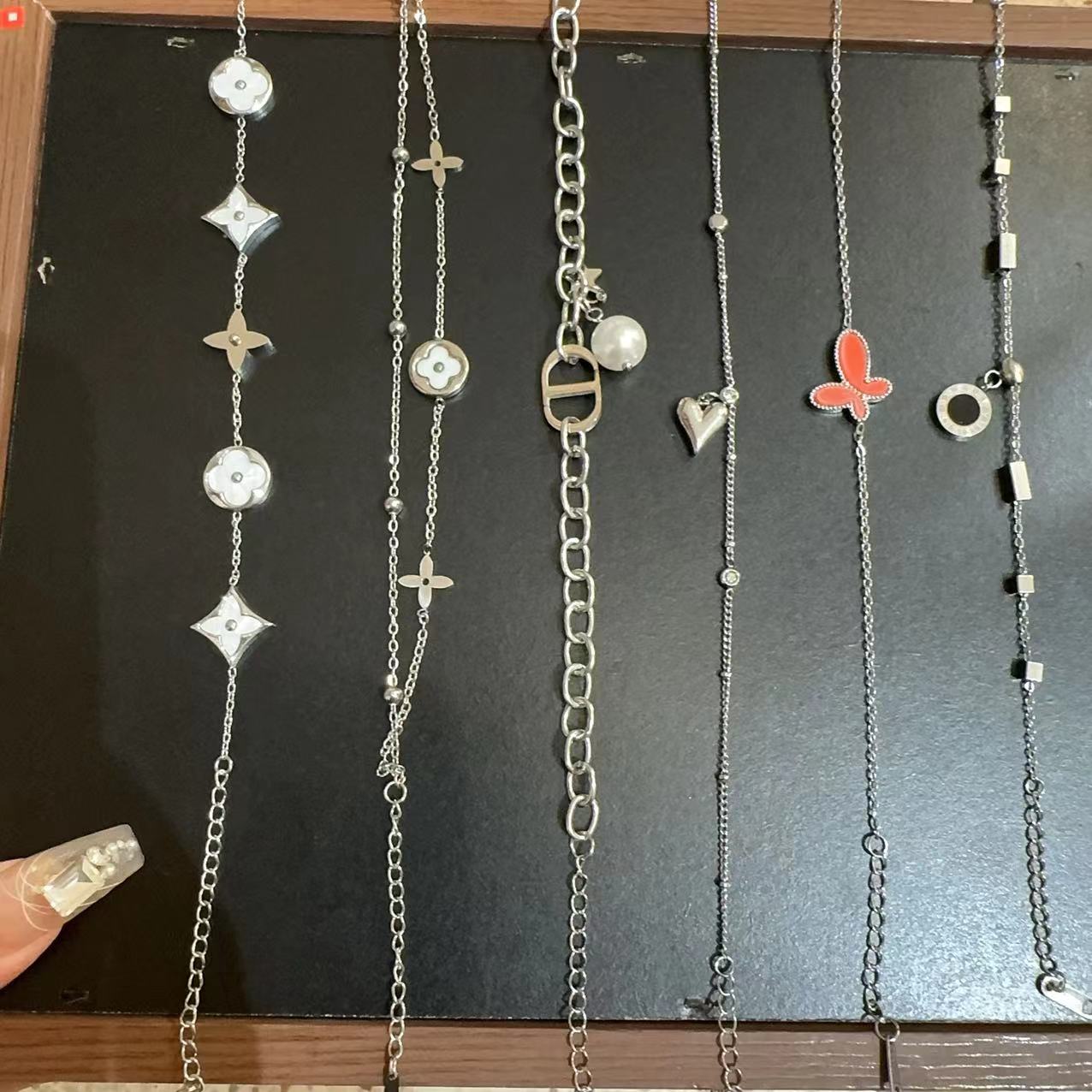 Popular steel bracelet