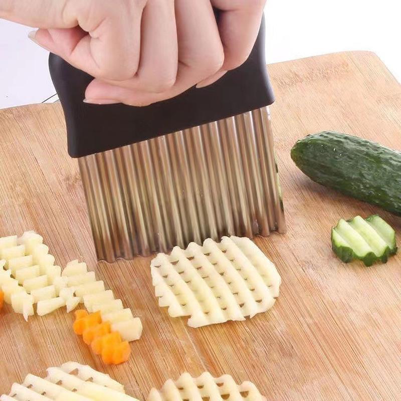 Stainless Steel Wolf Tooth Potato Knife Wave Edge Knife Creative Chopper Kitchen Tools French Fries Knife Chopper Deep Ripple