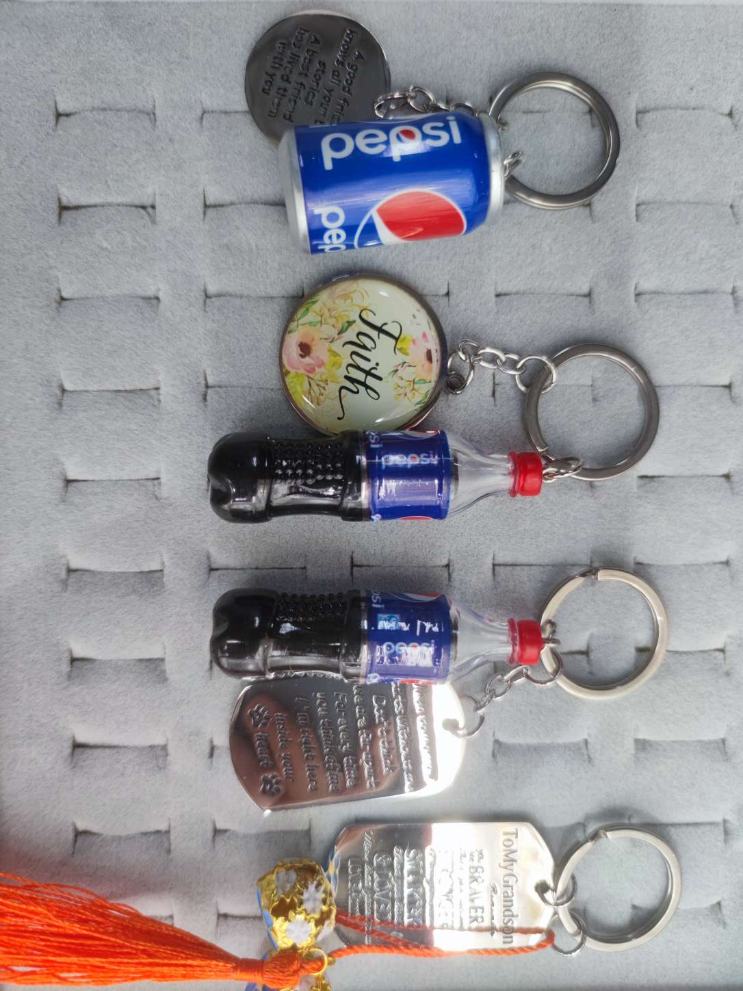 沙金饰品 手饰钛钢戒指女款 莫桑钻石镶嵌 简约时尚耐磨不褪色 高级感满满戒指详情图7