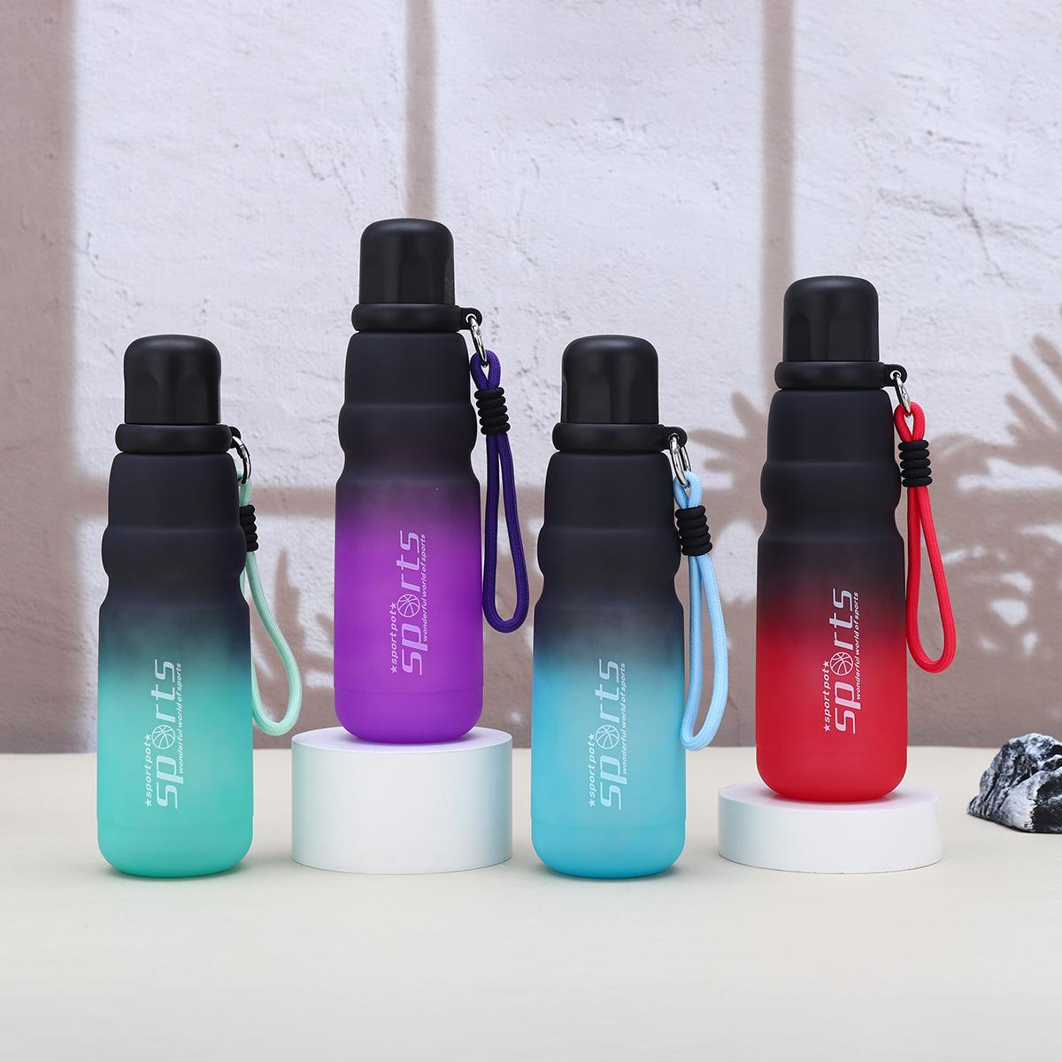cross-border good-looking gradient plastic cup with rope handle outdoor sport climbing cycling kettle large-capacity space bottle
