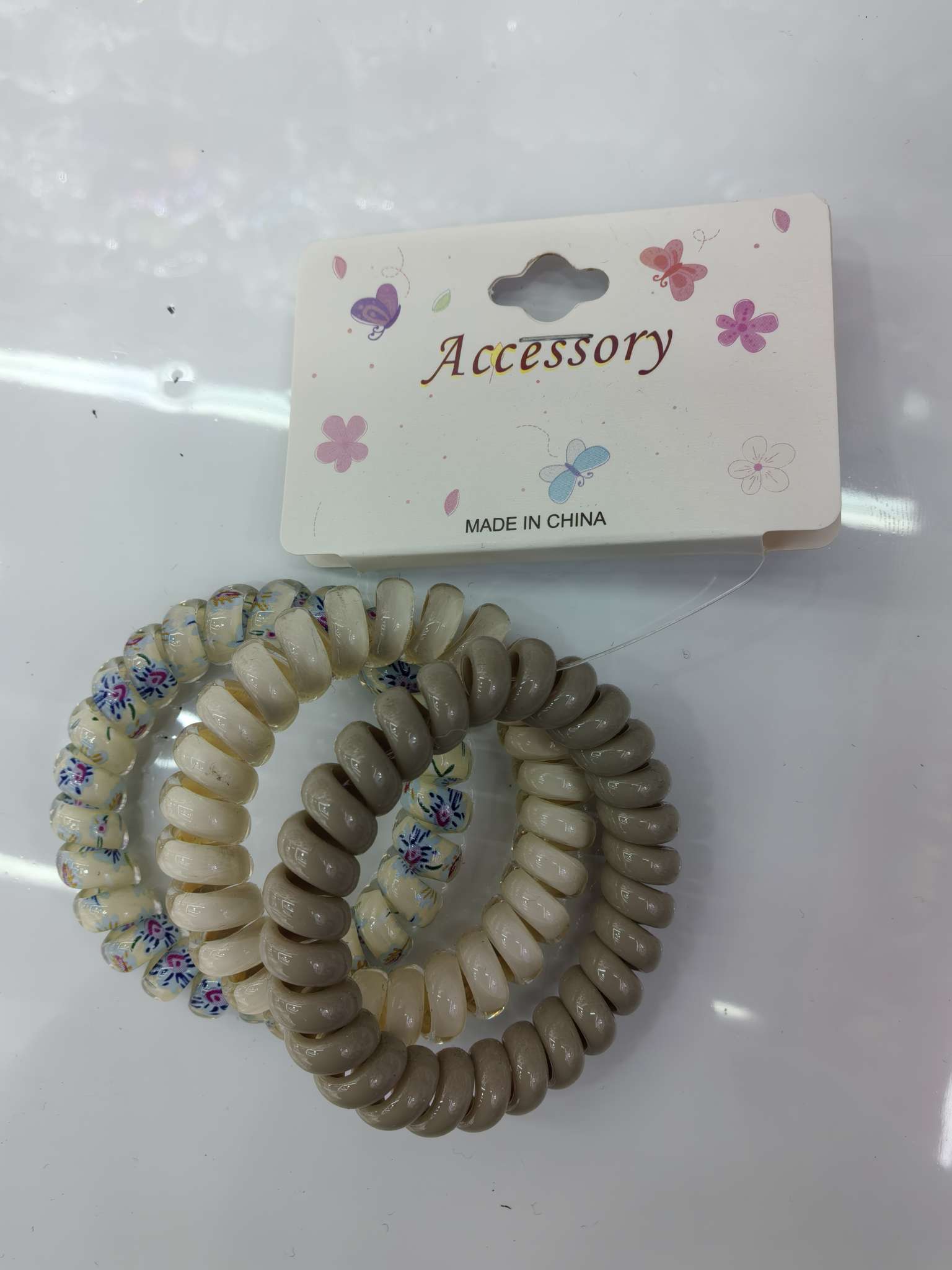 New autumn and winter large intestine hair accessories, hair bands, fashionable accessories, hair ties, elegant hair accessories for women, trendy hair bands details Picture
