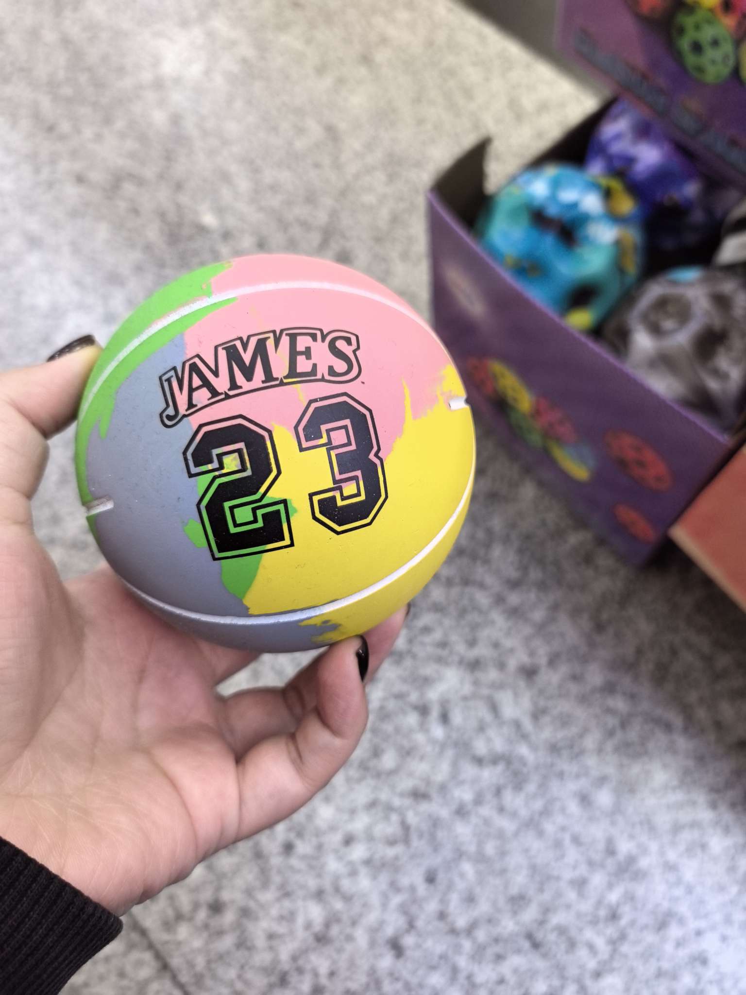 进口商品 儿童双色球充气玩具 进口玩具 安全环保 颜色鲜艳 提升孩子运动能力详情图6