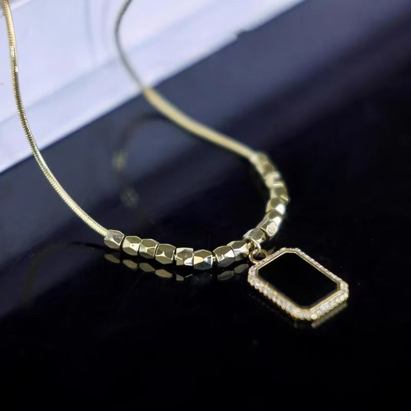 新款黑色几何项链女高级设计感小众毛衣链秋冬气质时尚锁骨链配饰详情图4
