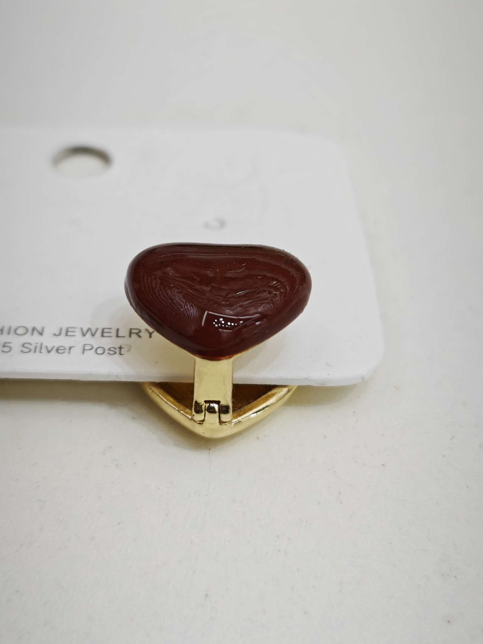 时尚爱心耳环耳扣 安哥拉红 高档女士饰品 精致耳扣时尚潮流配饰细节图