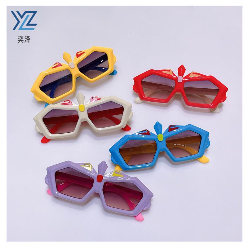 Boys Robot Sungsses New Kids Sungsses Modeling Toys Girls Summer UV Protection Sun Protection Gsses
