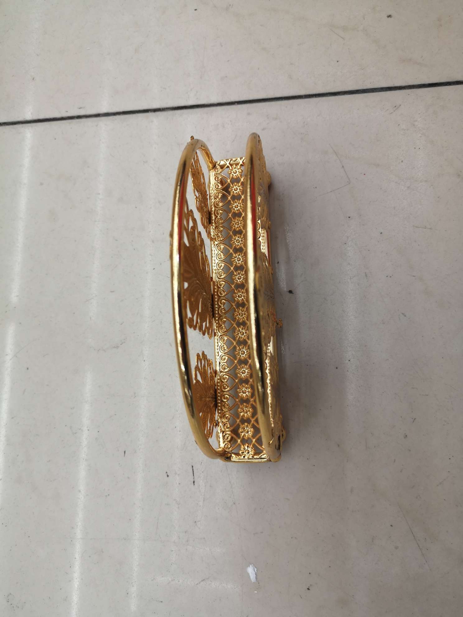 Ironwork tissue holder for living room, creative European-style hotel, restaurant and coffee shop, square towel paper clip, golden storage and decorative item detail image 4