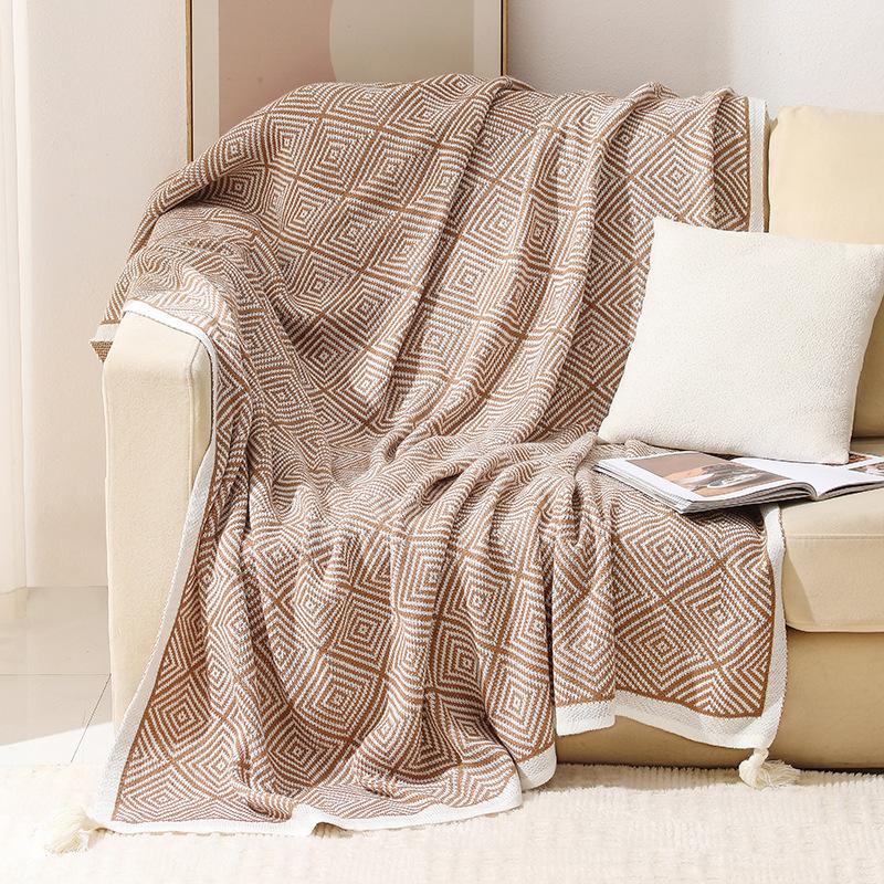 camping blanket sofa cover knitted bohemian air conditioning blanket nap blanket sofa blanket prismatic blanket knitted blanket Application Scenario