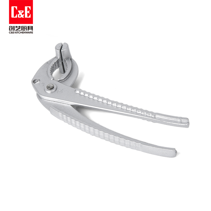 C&E Creative Garlic Press, Walnut Clamp, multi-functional garlic press, tray, egg drop, egg slice, kitchen small tool for home use Application Scenario