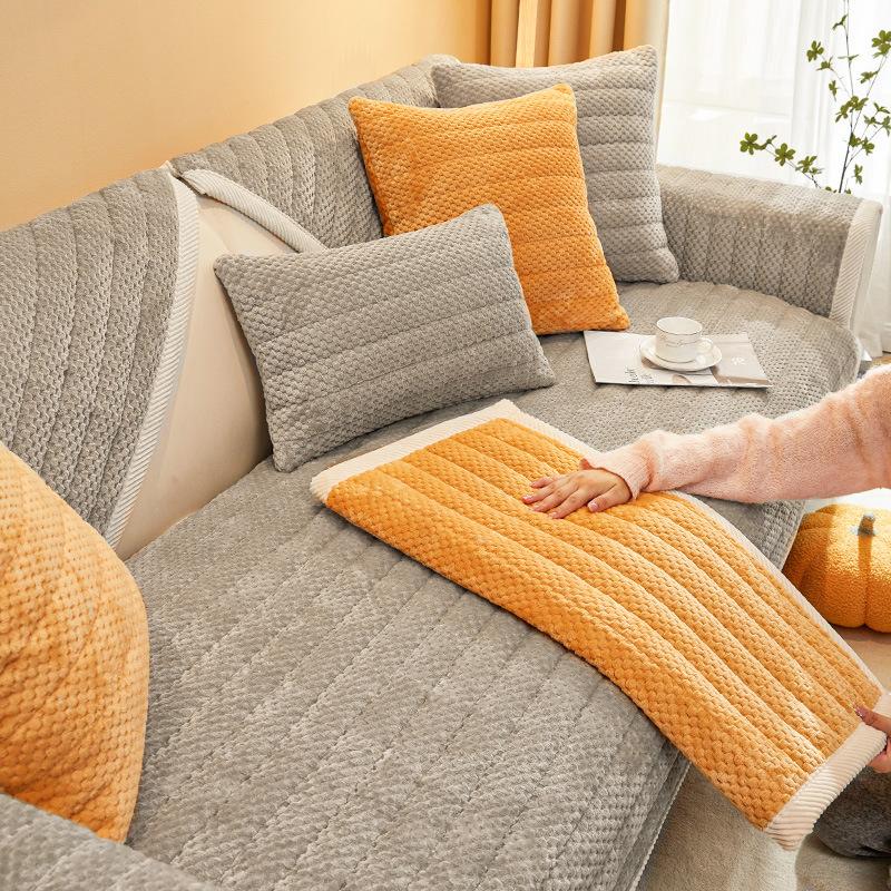 2023 New Cream Style Pineapple Velvet Sofa Cushion Warm Thickened Cushion Winter Plush Cover Towel Sofa Cover details Picture