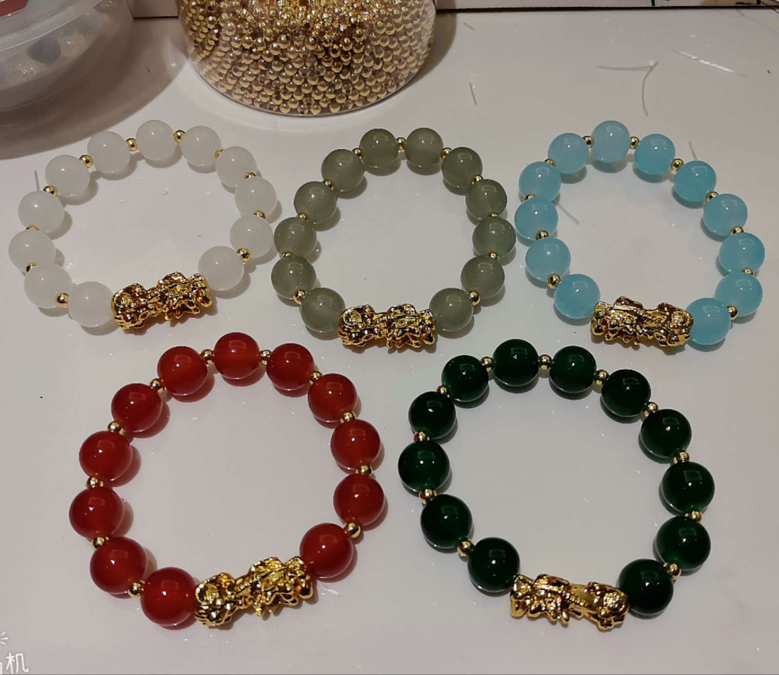 金貔貅果冻手串 树脂珠项链 硅胶手环蜜蜡珠宝首饰定制 珍珠饰品精致手工制作时尚饰品产品图