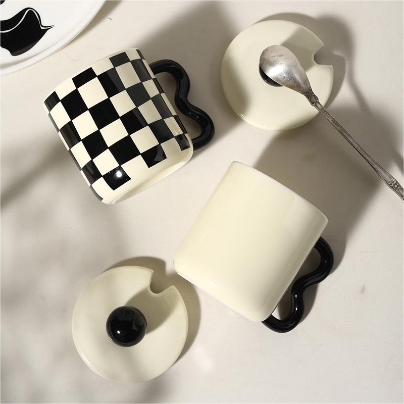 chessboard vintage ceramic mug with lid features handle cup office coffee cup household niche milk cup