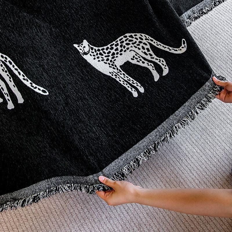 Light Luxury High-Grade Chenille Sofa Cover Cloth Four Seasons Universal Sofa Towel Sofa Cover Sofa Cover 2024 New Application Scenario