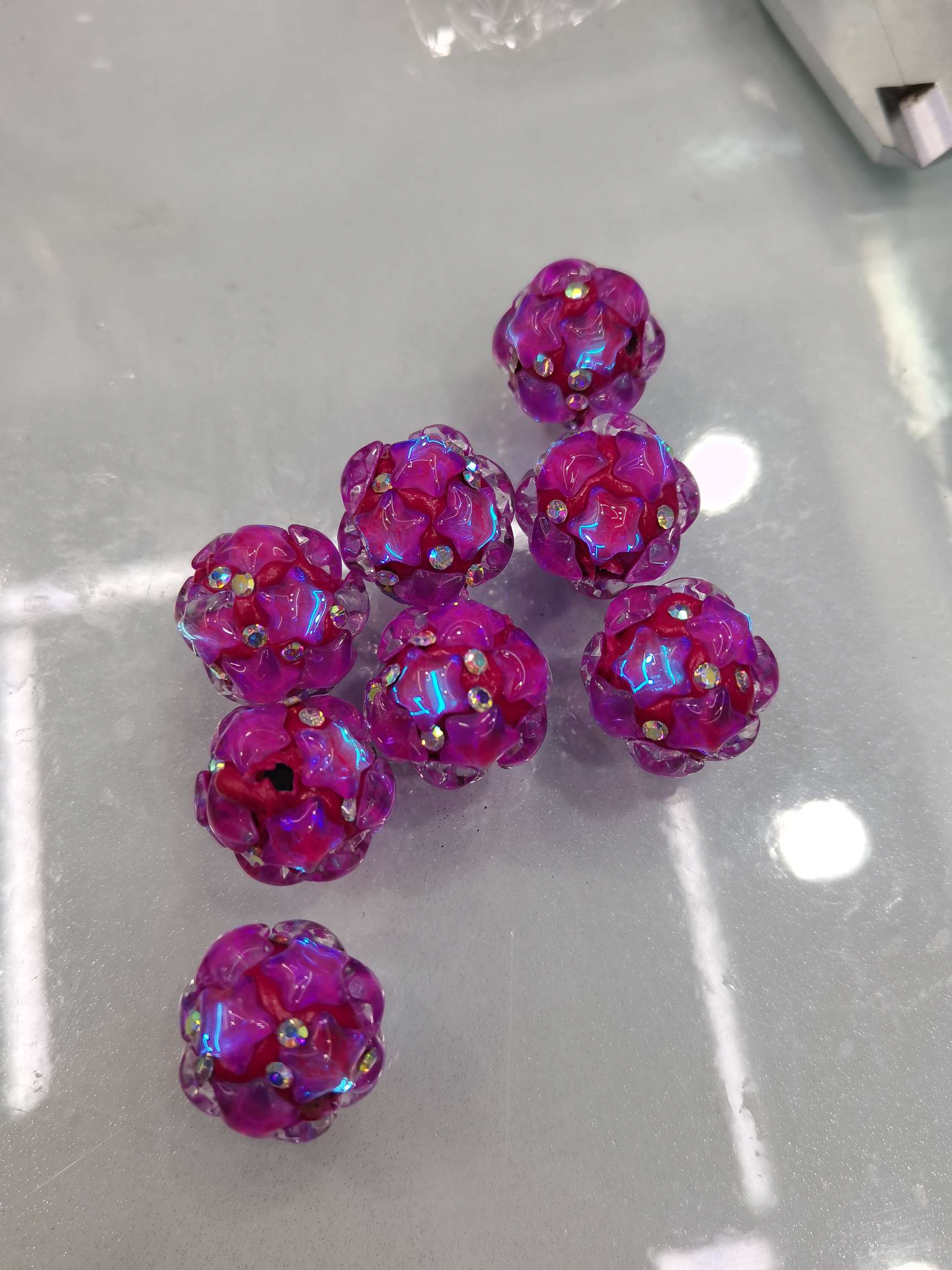 Purple-red star-shaped element glass veneer soft clay ball accessory detail image 5