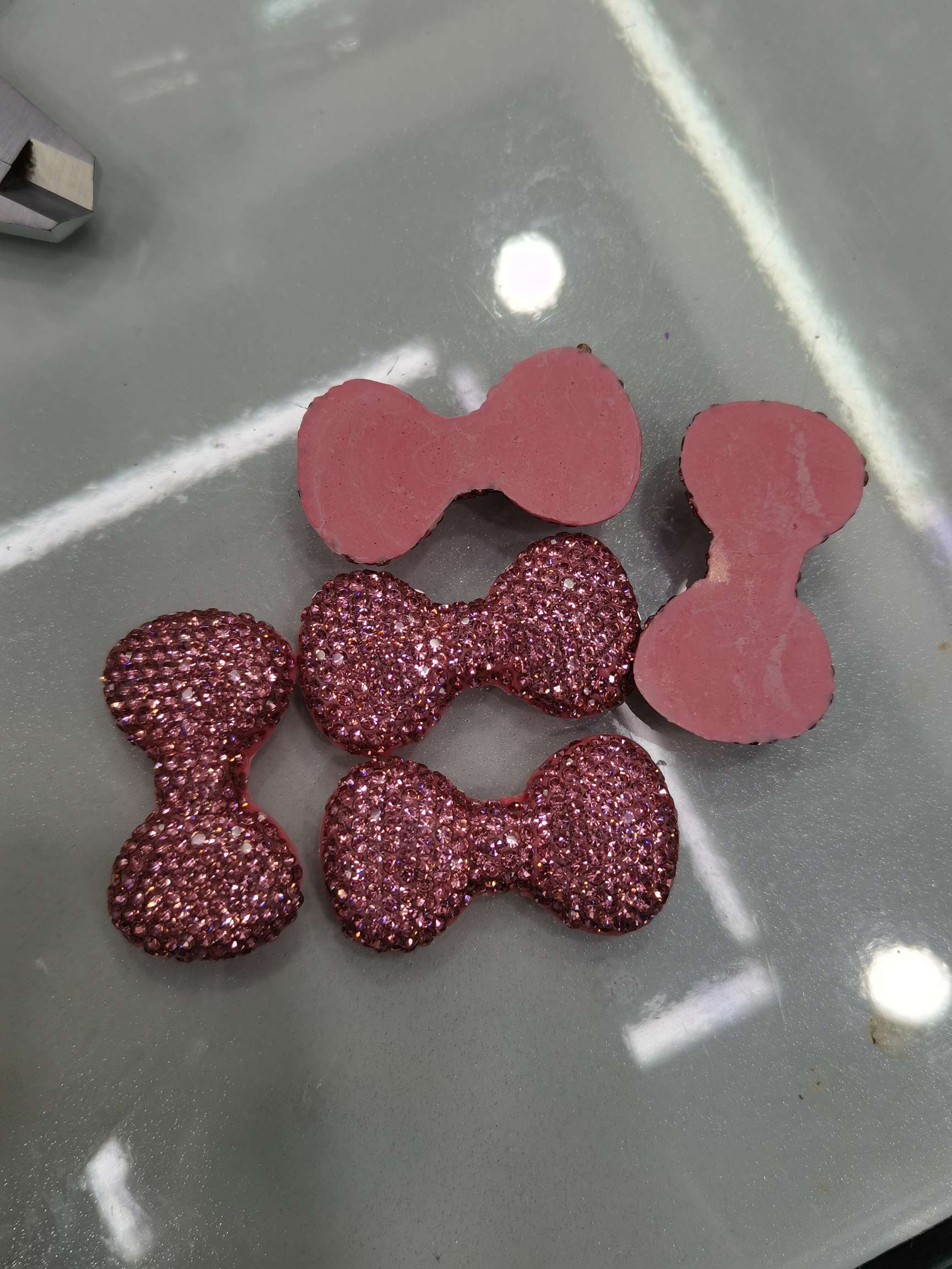 Pink clay half-bow tie element accessory Item Picture