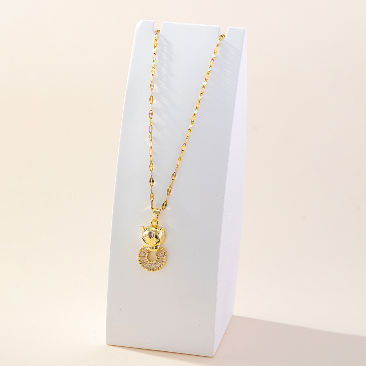 2024锆石魅力气质镶钻项链女士宴会佩戴豹子项链时尚饰品