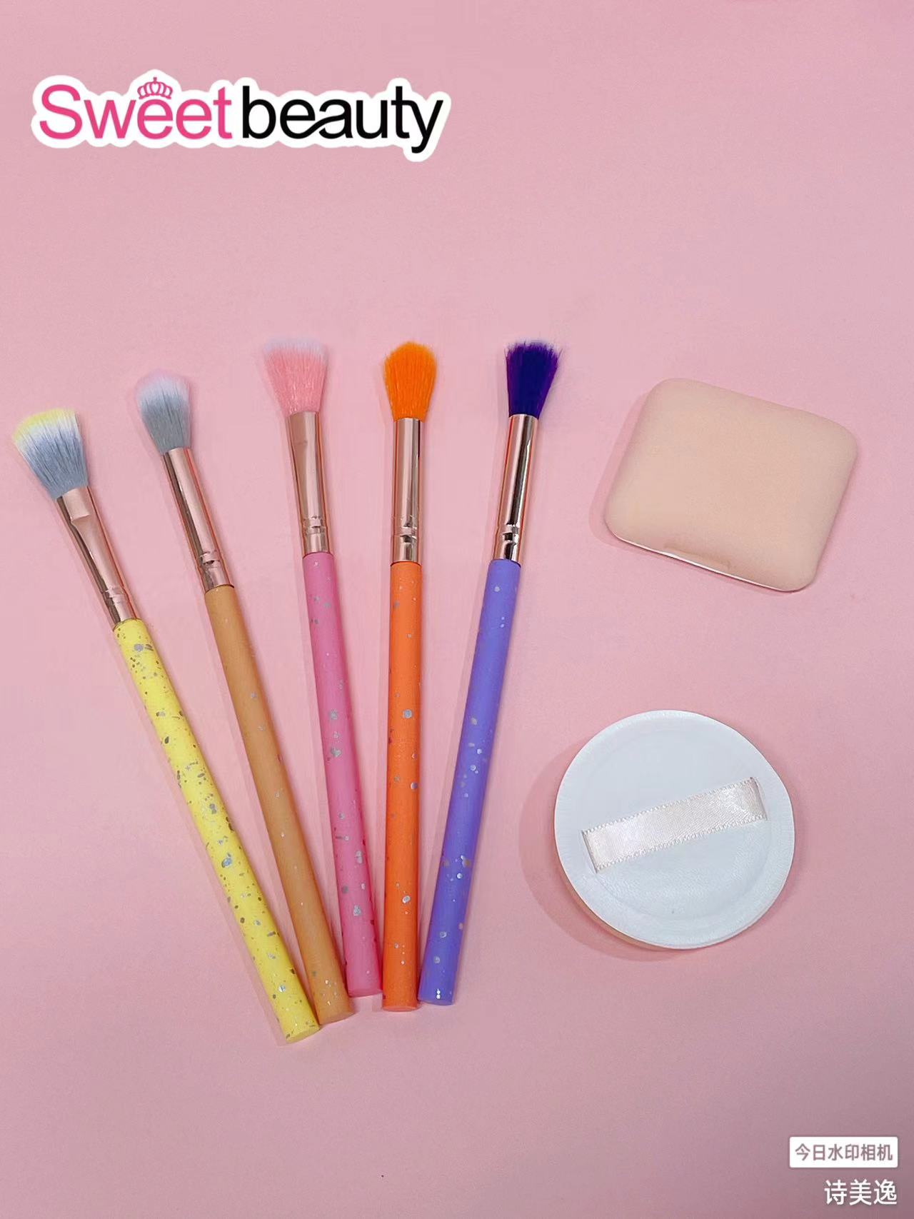 5支化妆刷+2个棉花糖粉扑详情图3