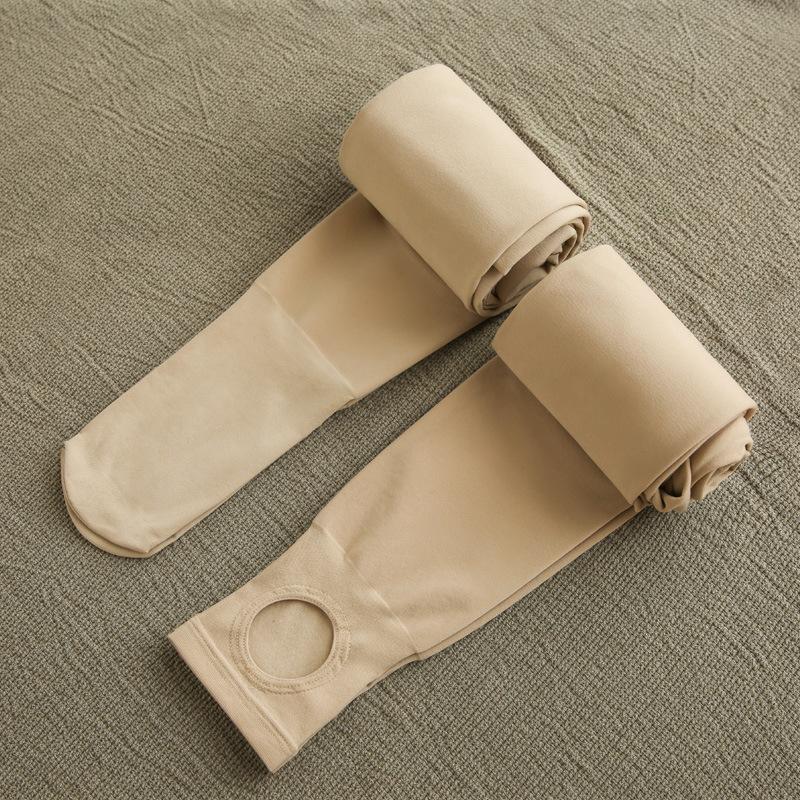 Bare-Leg Socks Autumn and Winter Artifact Women's Skin Color Fleece Lined Padded Warm Keeping Stirrup Pantyhose One-Piece Trousers Leggings Outer Wear Application Scenario
