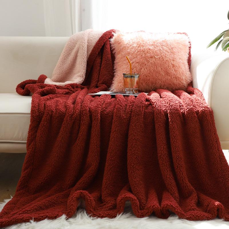 autumn and winter double thick soft berber fleece blanket plush cover blanket solid color with fur sofa cover bed sheet cover quilt details Picture