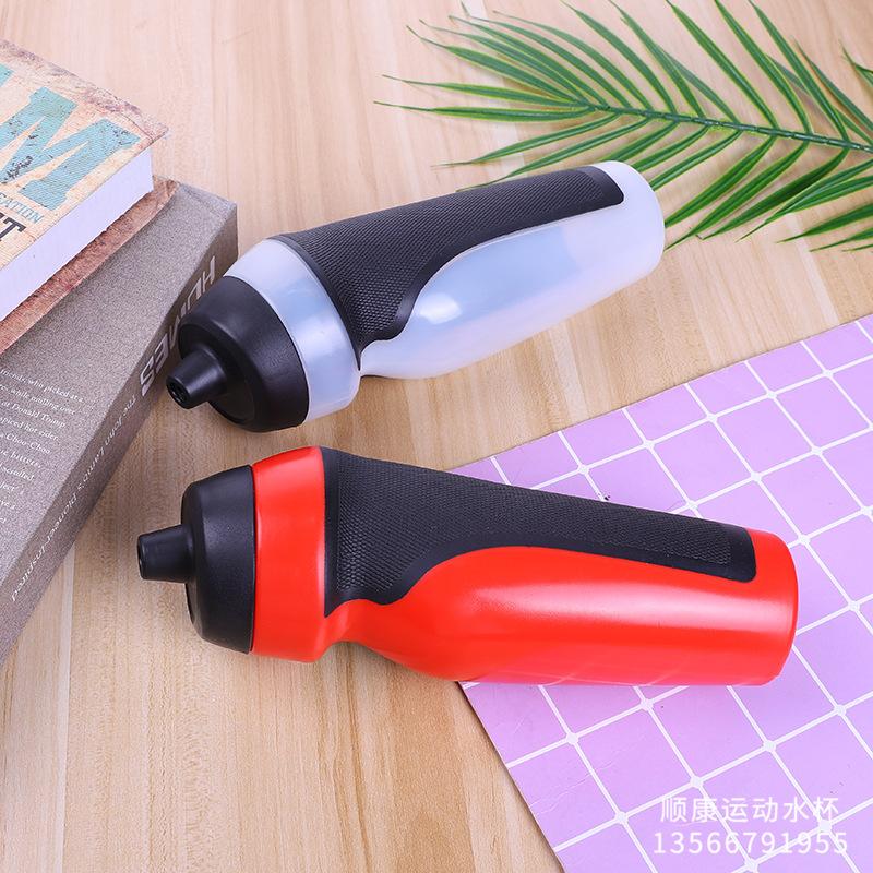 yiwu factory processing sports kettle creative new squeezing bottle plastic water cup tumbler custom logo