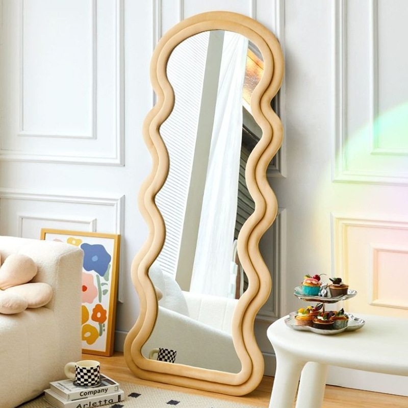 Velvet Double-Layer Wavy Floor-To-Ceiling Mirror details Picture