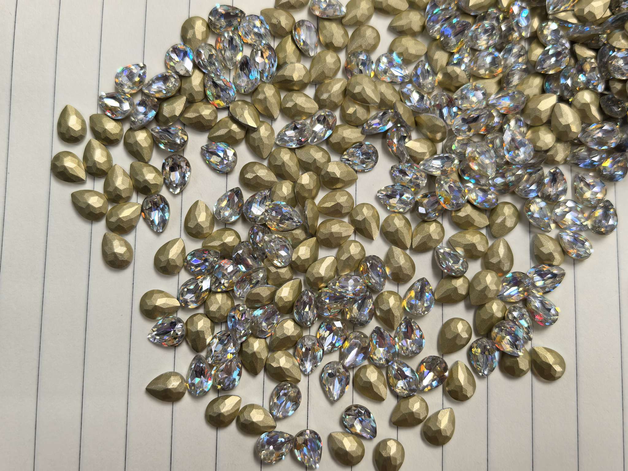 6/8梨形彩白饰品配件