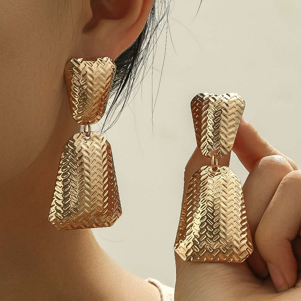  时尚耳饰 精致耳环设计 