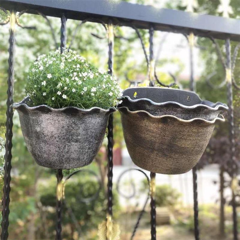 retro wall-mounted flower pot green radish hanging basket plant pot wall hanging wall punch-free basin thickened water storage the flowerpot on the balcony free shipping