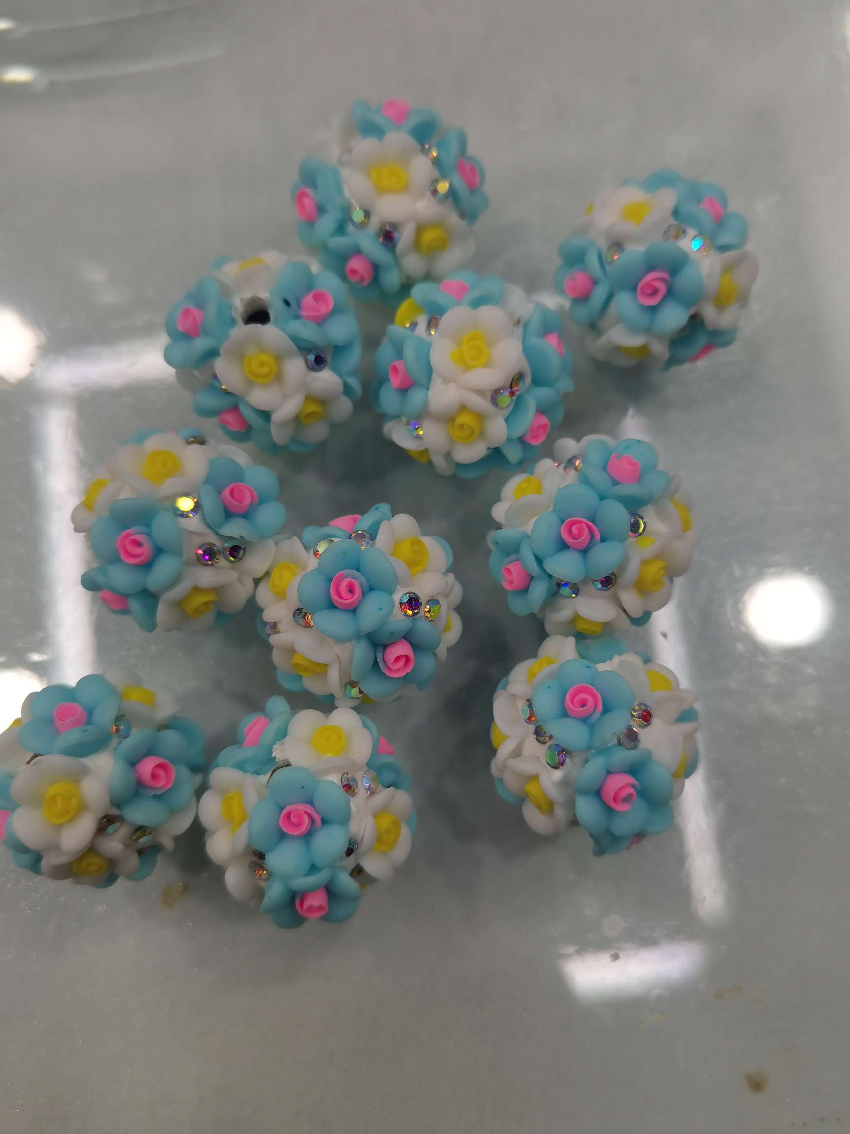 16N lake blue resin two-color camellia ball accessory Application Scenario