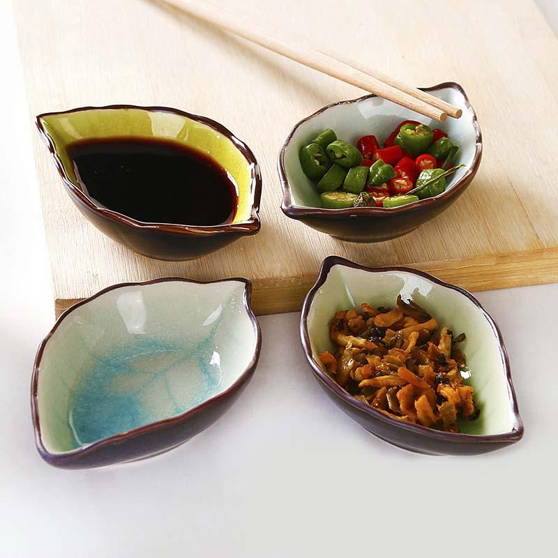 ceramic dish japanese style tableware vinegar dish soy sauce dish seasoning dish bone dish dish crackle glaze leaves snack plate