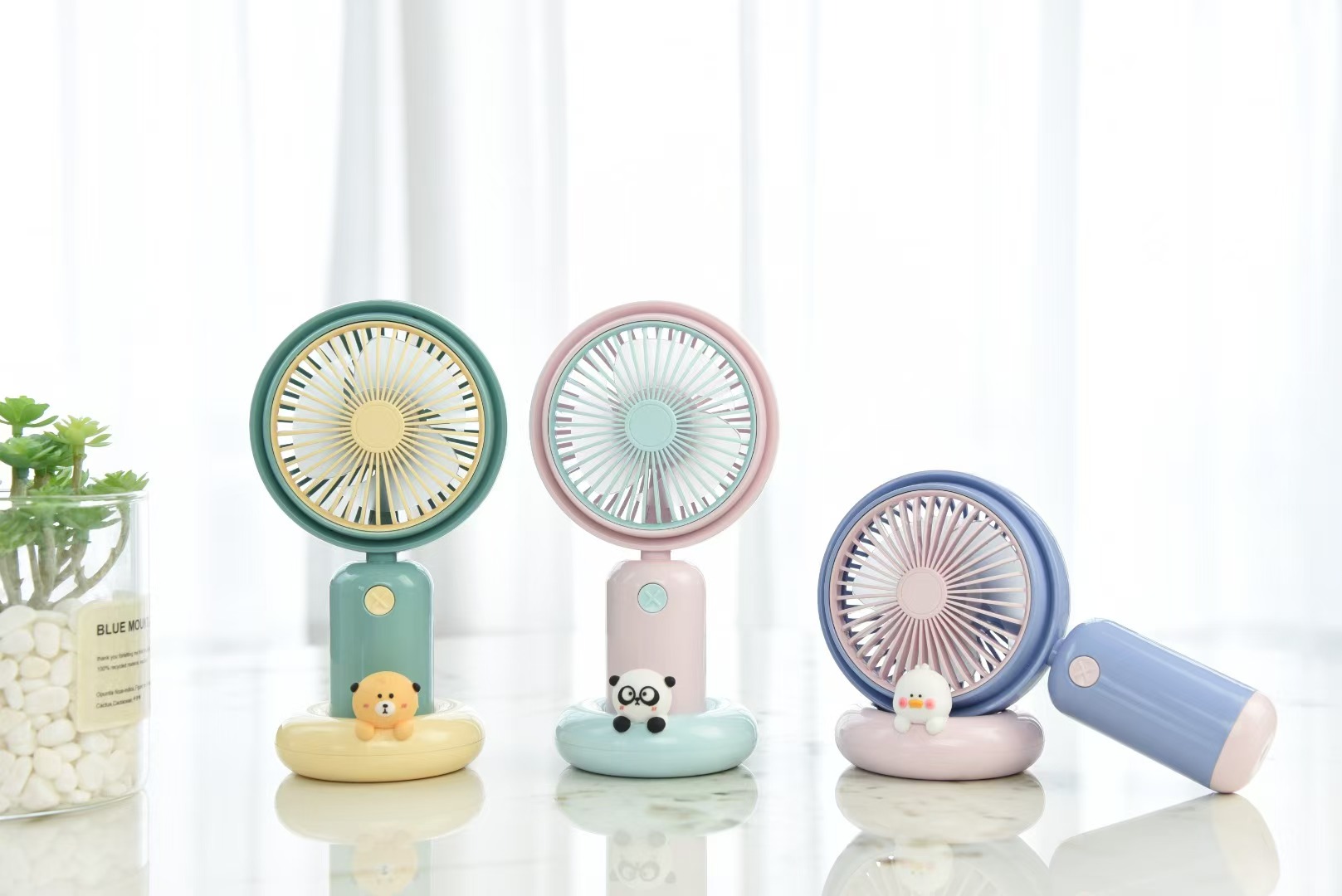 Younuo's new handheld mini fan details Picture