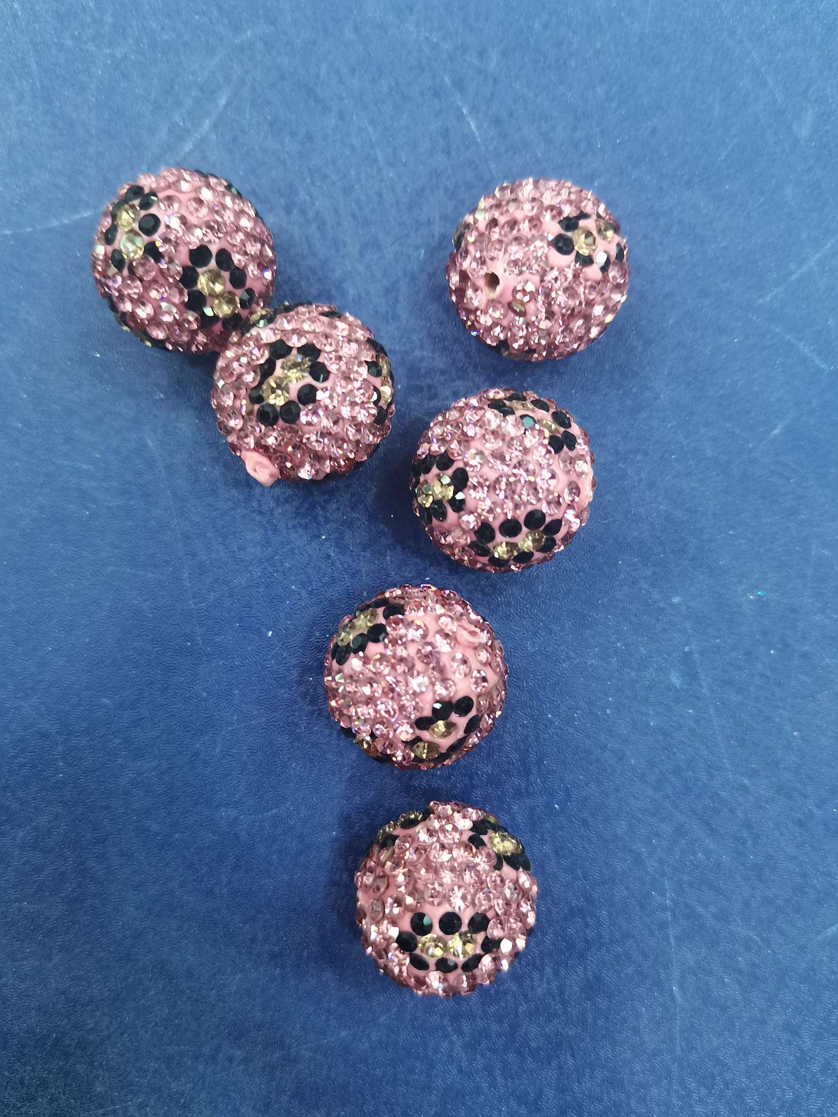 Pink leopard print soft clay rhinestone jewelry accessories details Picture