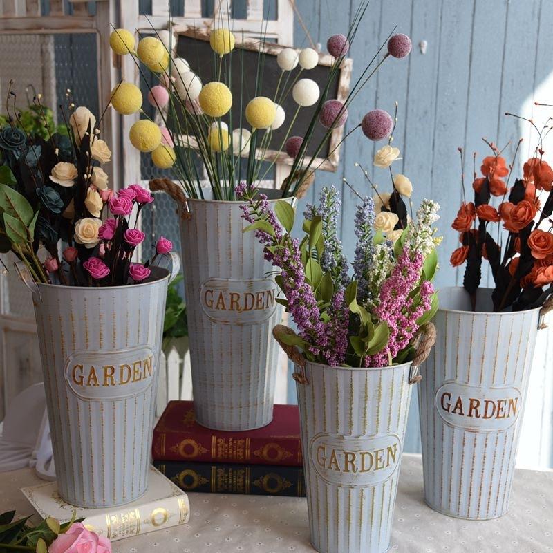 Retro Iron Sheet Bucket Wrought Iron Flower Bucket Dried Flower Vase Iron Bucket Flower Pot Flower Bucket American Country Dried Flower Decorative Basin