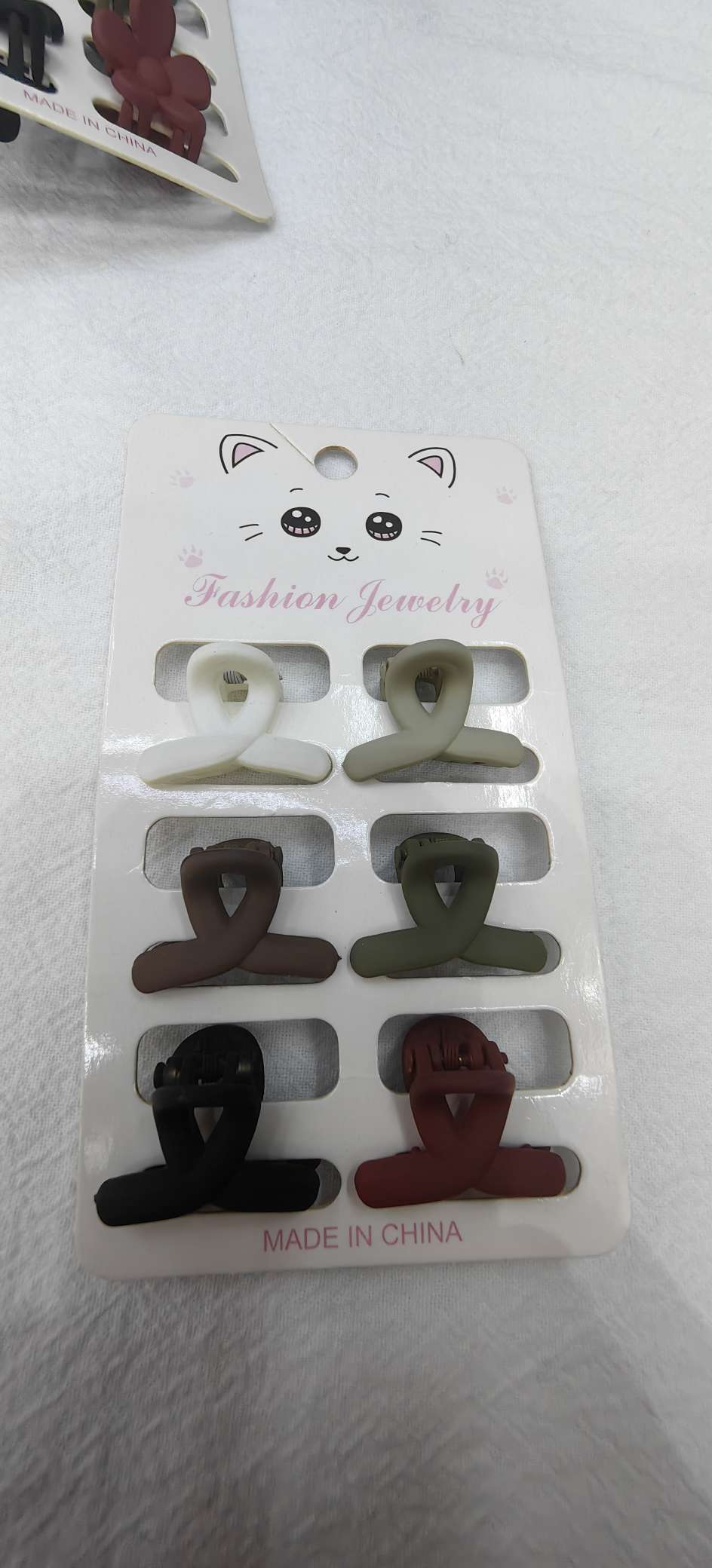 Semi-tied hair clip hair accessory for women, 2024 new high-end hair clip, back of the head, side of the forehead clip hair accessory details Picture