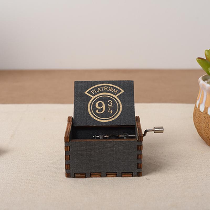 gift wooden music box decoration solid wood music box wooden handicraft simple creative gift retro wind-up toy
