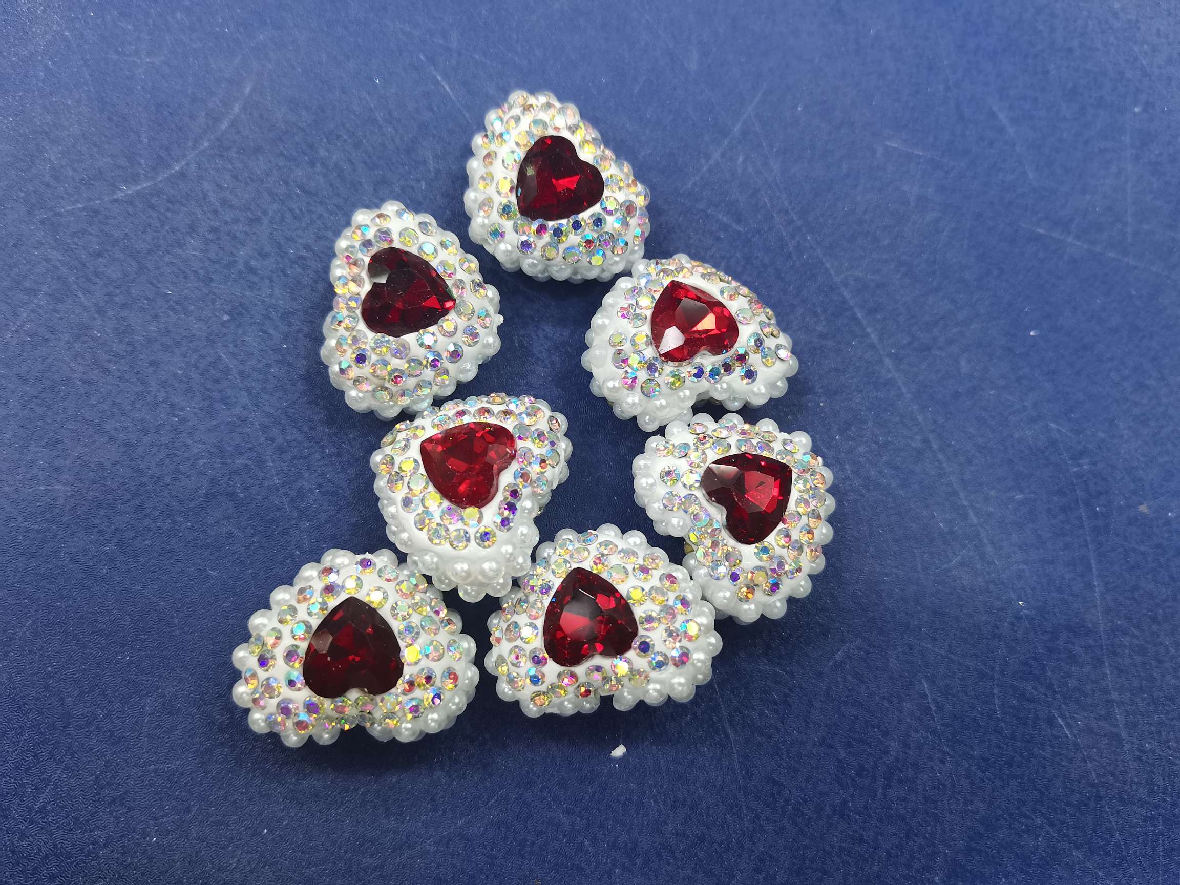 Heart jewelry accessories Application Scenario