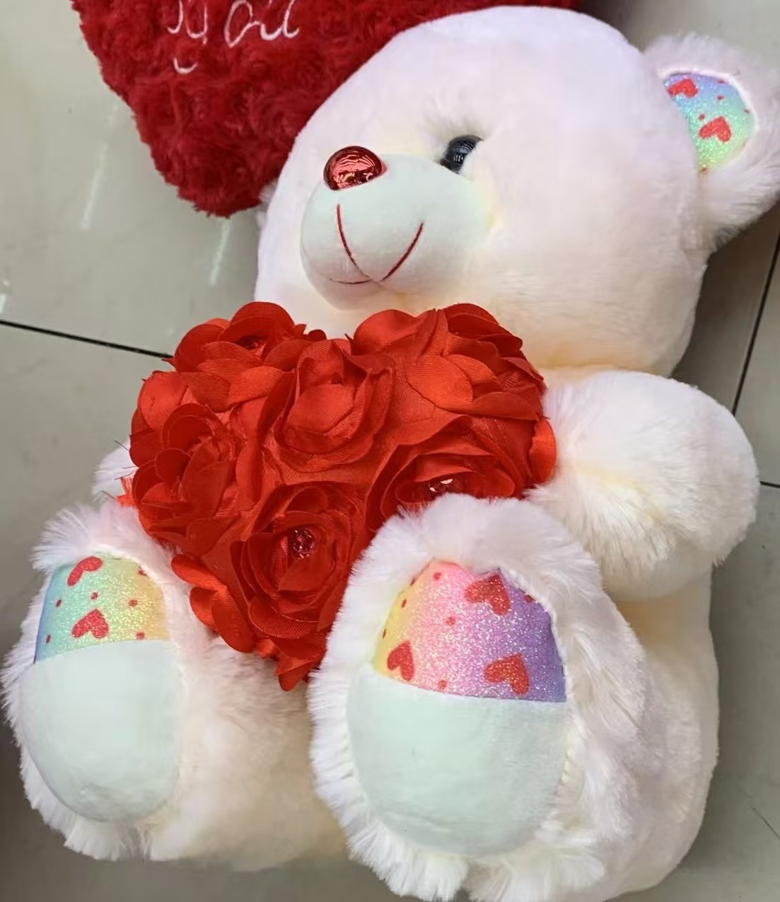 毛绒玩具/儿童玩具/泡泡玛特/玩偶挂件/警察熊白底实物图