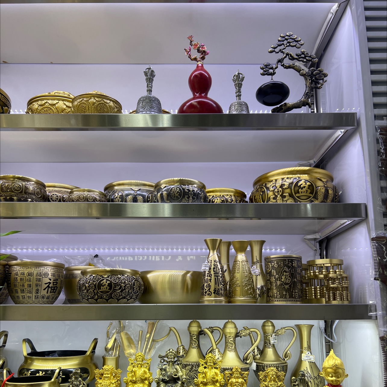 Wu Guoping wooden comb describe pic - 2