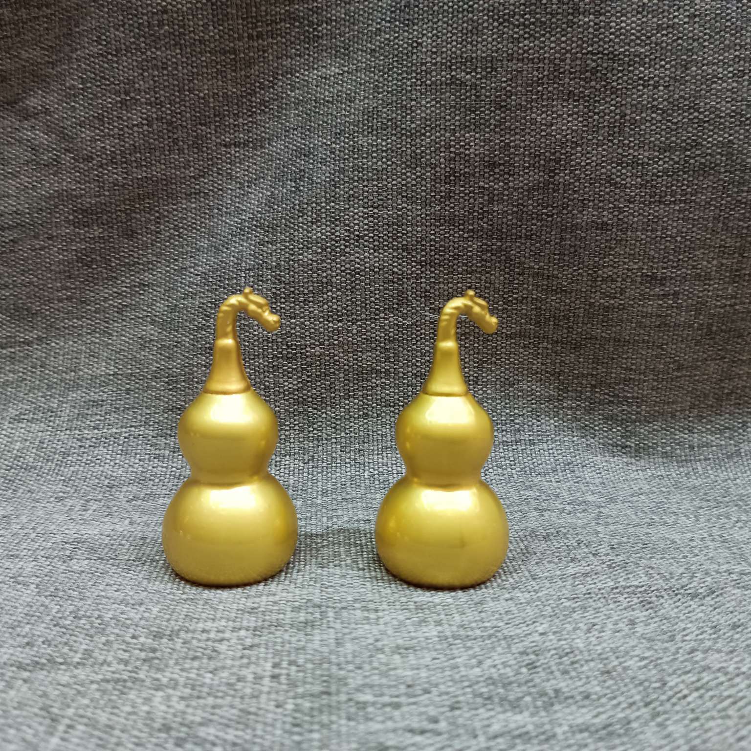 Zhonggong Craft Gourd Ornament Gift Box, a gift for good fortune, happiness and health, a three-dimensional carved dragon head gourd, a shiny gourd, a travel souvenir, a birthday gift, 2025 new style gifts, home decorations, bedside ornaments, golden gourds detail image 16