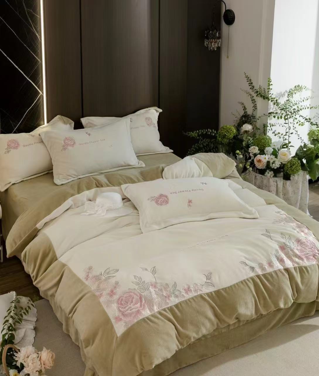 A new thickened double-sided milk velvet winter rose embroidery four-piece set Application Scenario