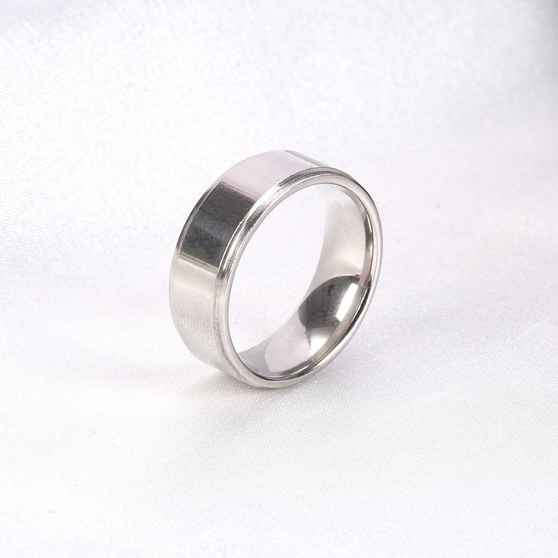 hot-selling cross-border european and american titanium steel ring light luxury fashion silver stainless steel jewelry ring Specification drawing