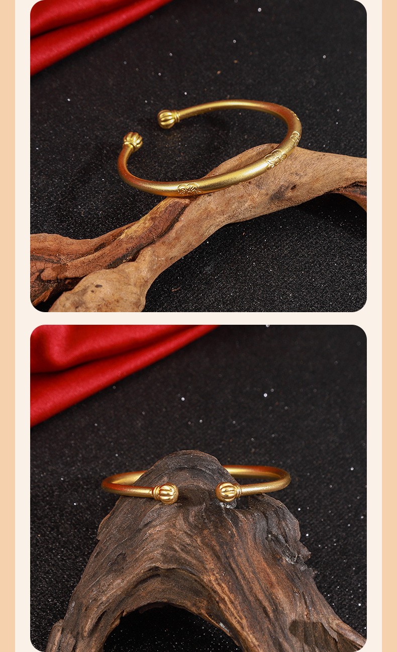 The pumpkin opening ancient method inheritance bracelet is elegant and noble, with a ethnic style. It is a gold bracelet from Nansha, Vietnam, a lucky blessing accessory, and a pair of beads bracelet pic 6