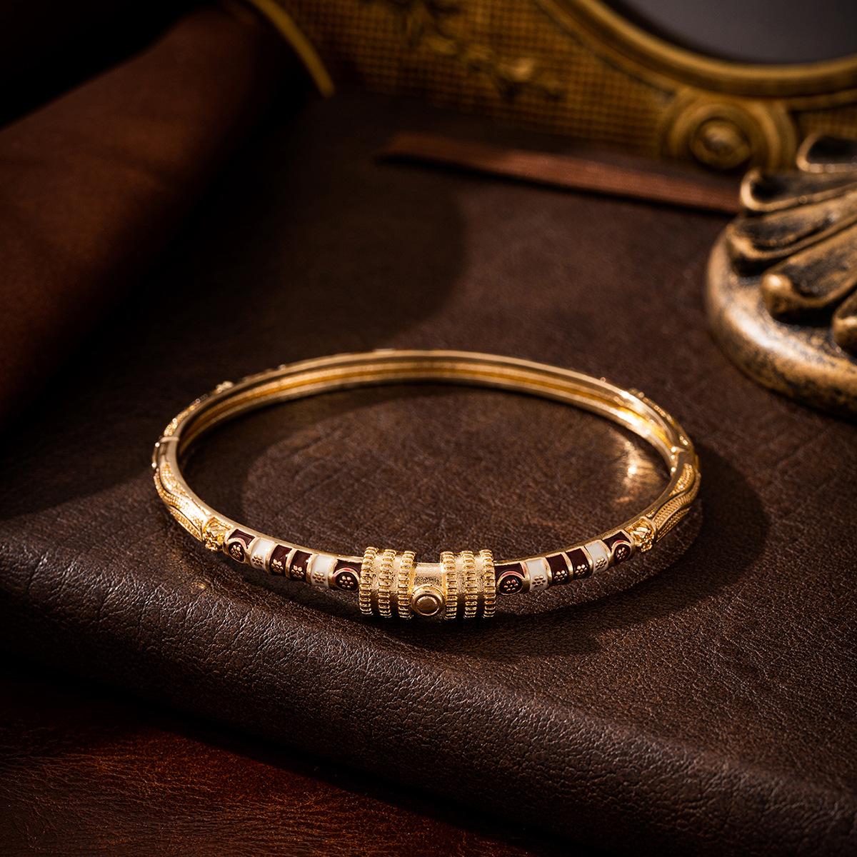 new ancient court style golden dripping oil female bracelet fashion jewellery artistic temperament buckle bracelet ornament