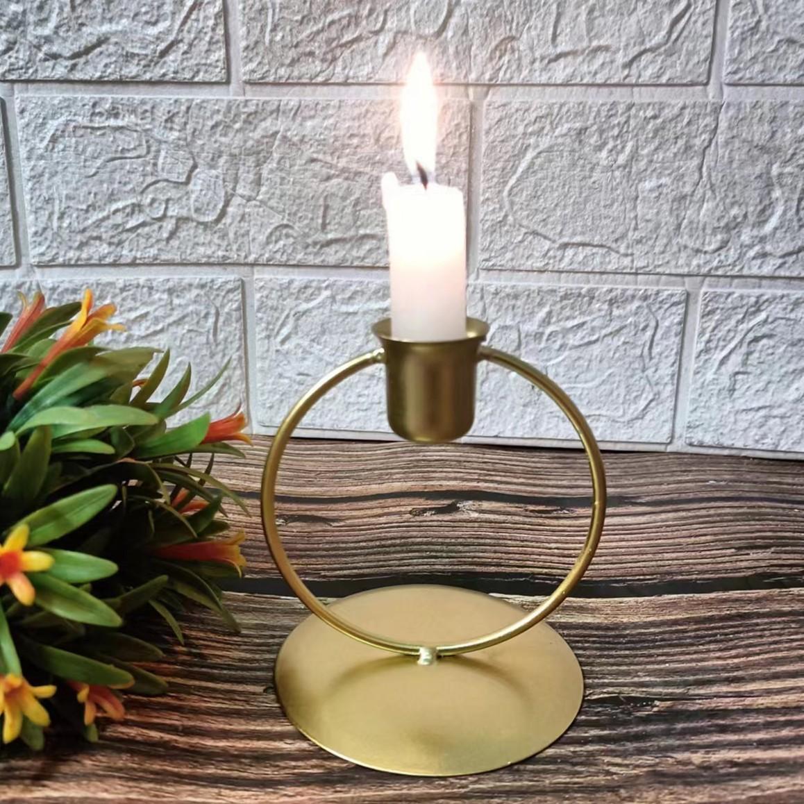 factory direct sales simple iron candlestick living room bedroom table decoration film and television wedding props iron wire storm lantern bar decoration