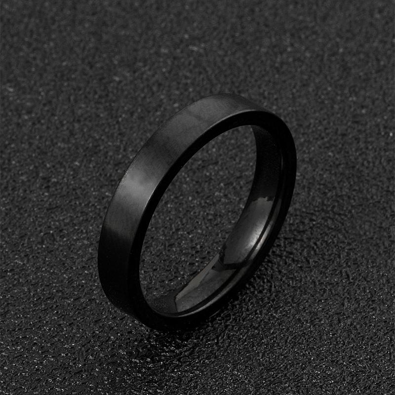cross-border titanium steel ring non-fading niche design 4mm matte plain ring stainless steel jewelry couple ring men and women Application Scenario