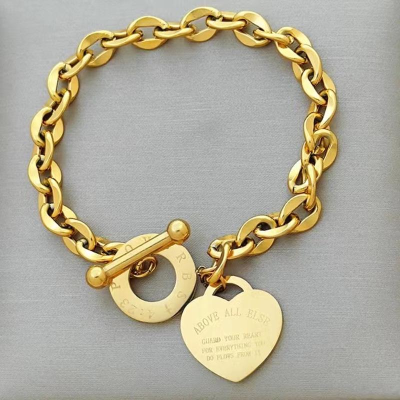 exclusive for cross-border parthenocissus grass plum blossom internet celebrity four-leaf clover bracelet simple ins18k kim tong body stainless steel jewelry Specification drawing