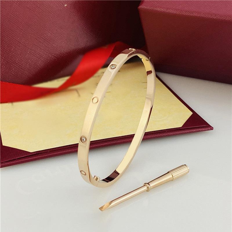 Factory in Stock Bracelet Khaki Six Generation Titanium Steel Bracelet European and American Fashion Popular Bracelet Trendy Stainless Steel Jewelry Factory Application Scenario