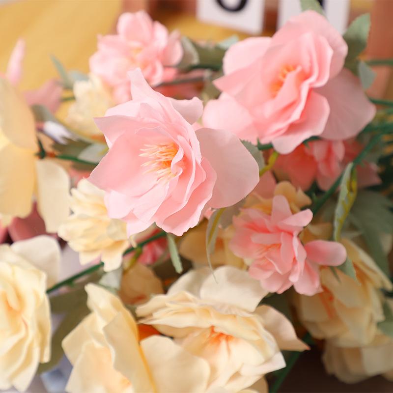 factory wholesale three-head daffodils flower artificial flower wedding flower bouquet flower material silk flower wedding floor flower fake flower decoration