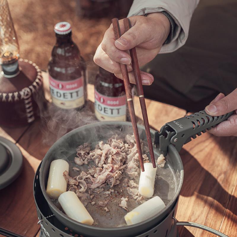 alocs alocs outdoor camping camping picnic tableware stainless steel portable chopsticks spoon fork set Application Scenario