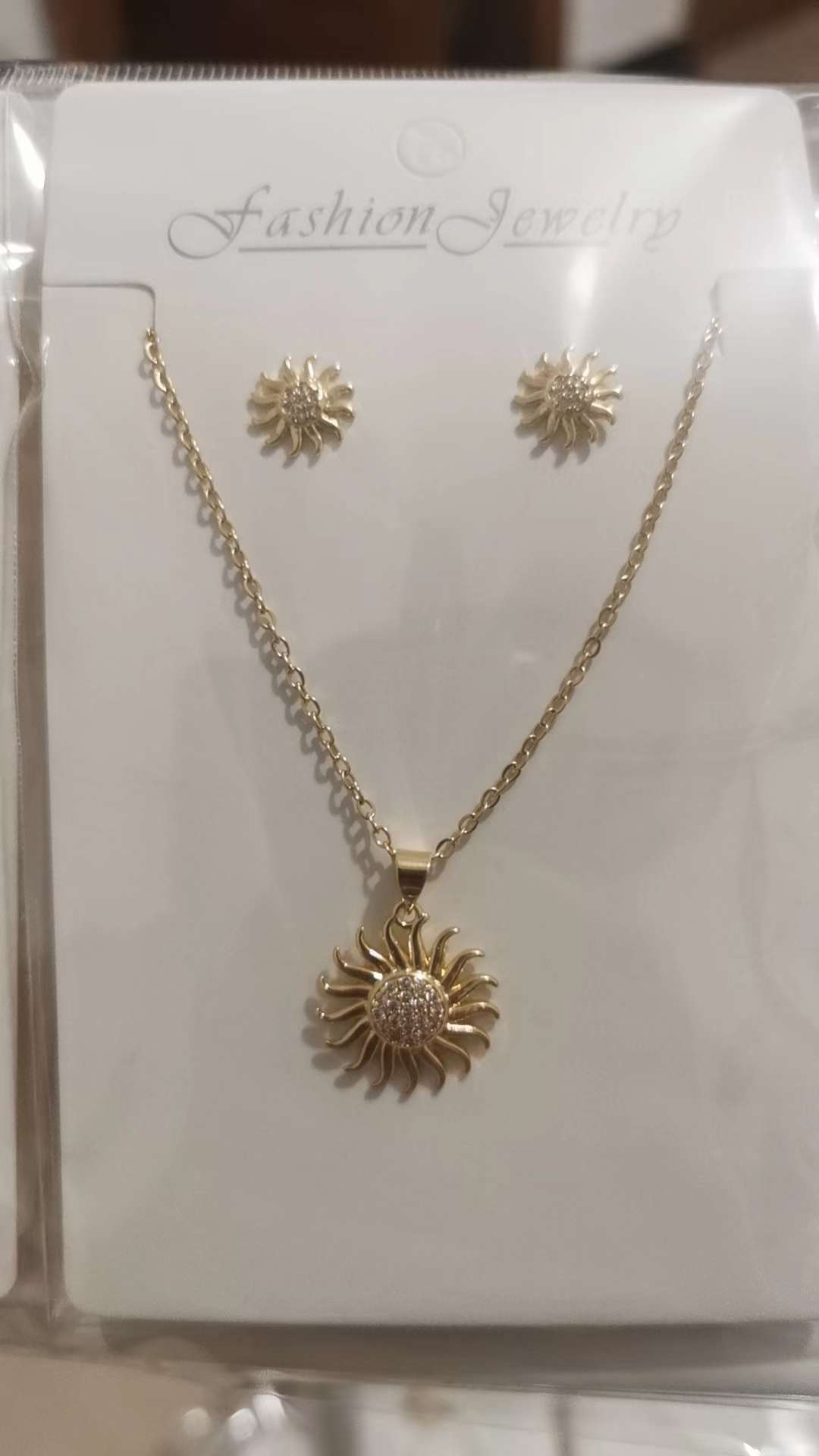 猫眼石耳环耳饰 高档饰品耳夹 独特设计 时尚潮流 美丽耀眼 适合各种场合佩戴耳饰详情图15