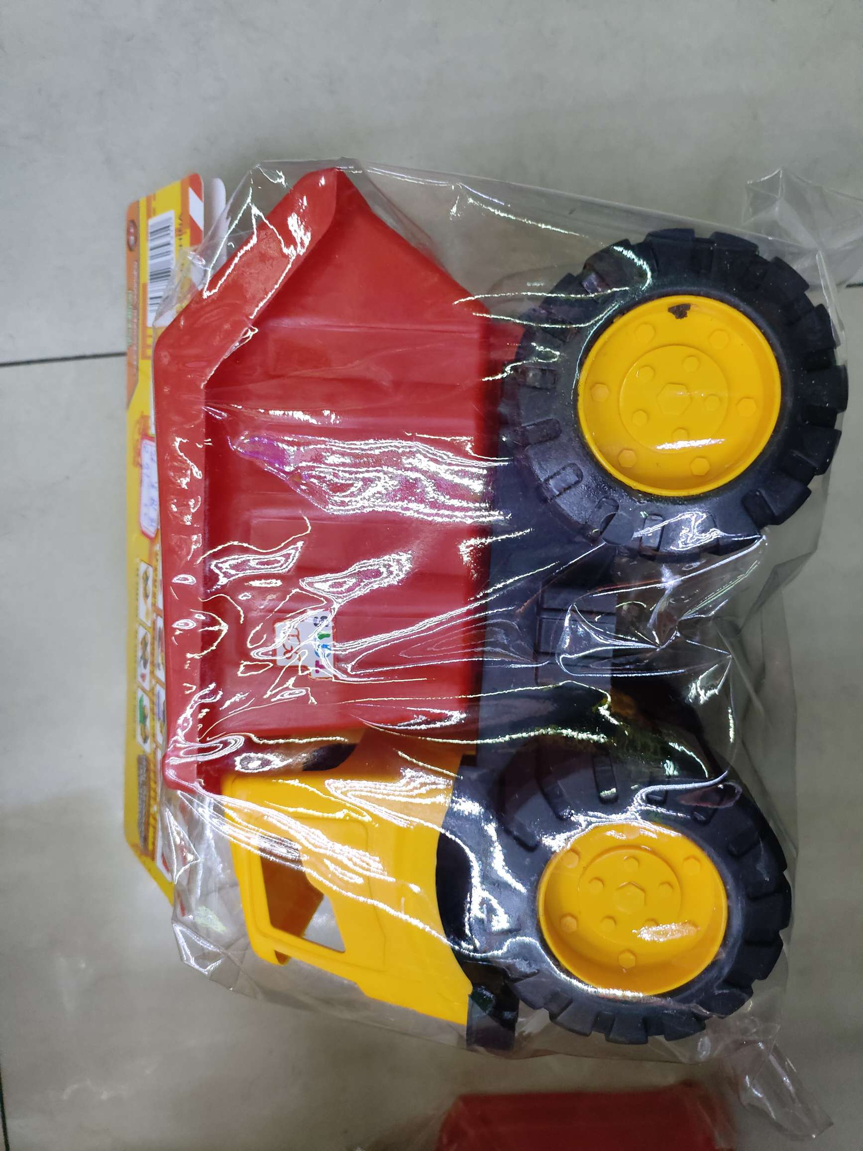 新款挖机/罐车/垃圾车/运输车，卡头袋包装，清装不混装。7.5元/个，54个/箱。汽车模型模型新款热销儿童玩具详情图13